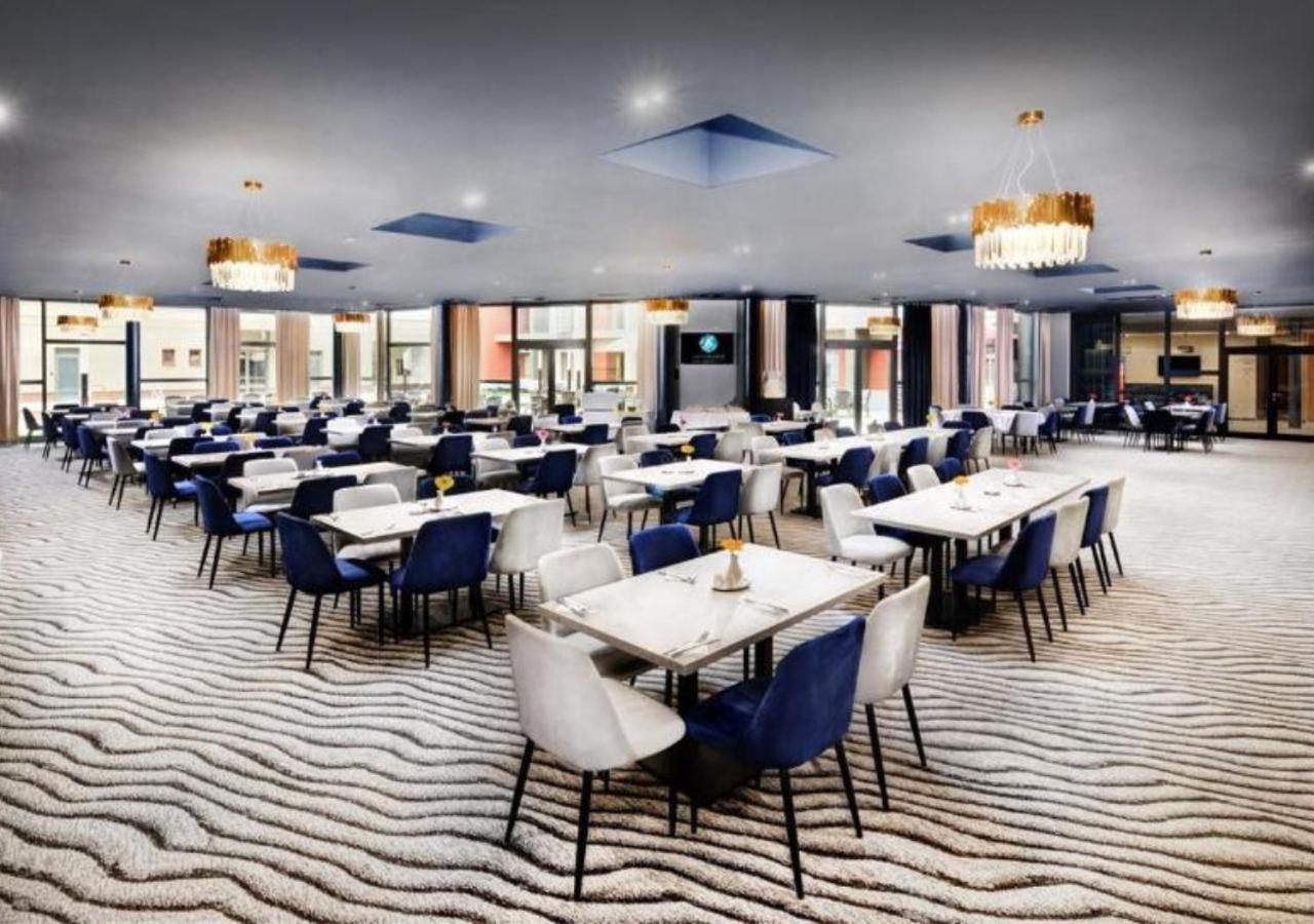 Hotel Akvamarin เบเชนยอวา ภายนอก รูปภาพ